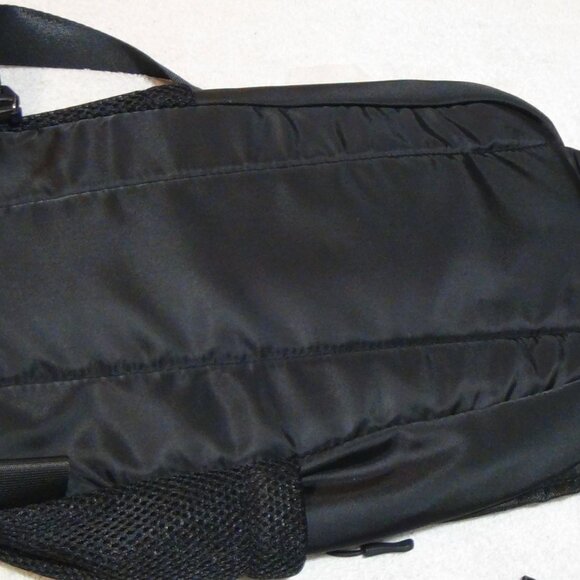 Original Use Sling-Pack Cross-body Bag Black - Picture 10 of 14